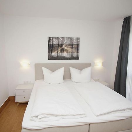 Strandnah Mit Terrasse, Gratis Nutzung Vom Ahoi Erlebnisbad Und Sauna In Sellin - Strandhaus Moenchgut Fewo06 Lobbe Zewnętrze zdjęcie