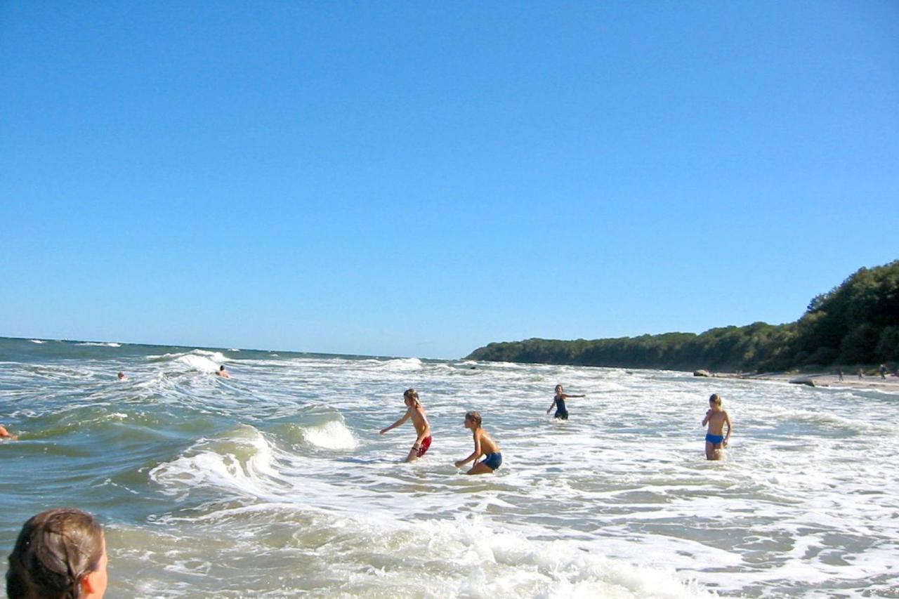 Strandnah Mit Terrasse, Gratis Nutzung Vom Ahoi Erlebnisbad Und Sauna In Sellin - Strandhaus Moenchgut Fewo06 Lobbe Zewnętrze zdjęcie